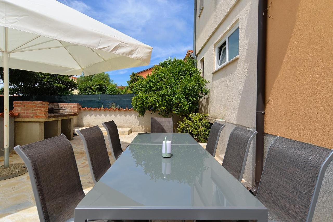 Vila House Dragan 1231 Pula Exteriér fotografie