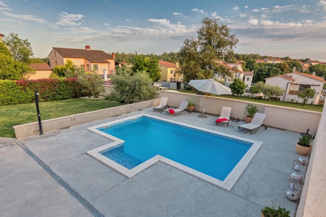 Vila House Dragan 1231 Pula Exteriér fotografie